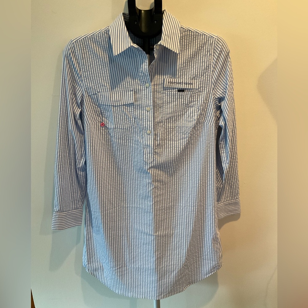 NWT Vineyard Vines Harbor Shirt Coverup in Blue and White